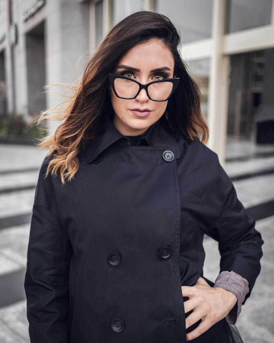 cat-eye glasses
