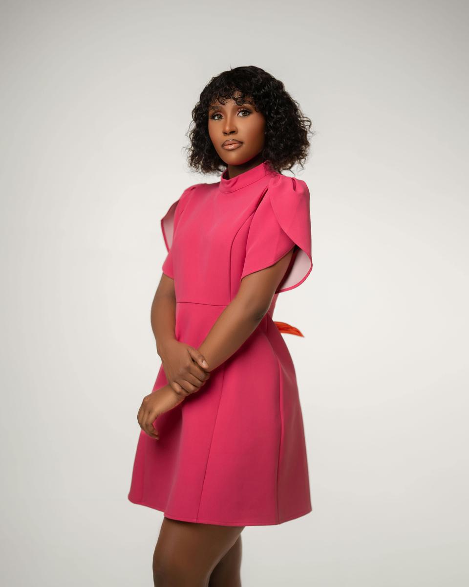 pink dress